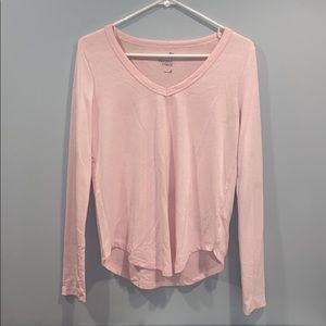 Like new long sleeve tee